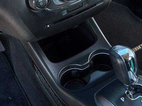 Used 2015 Dodge Journey Crossroad w/ Flexible Seating Group image 33