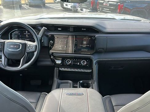 Used 2024 GMC Sierra 2500 AT4X w/ AT4X AEV Edition image 10