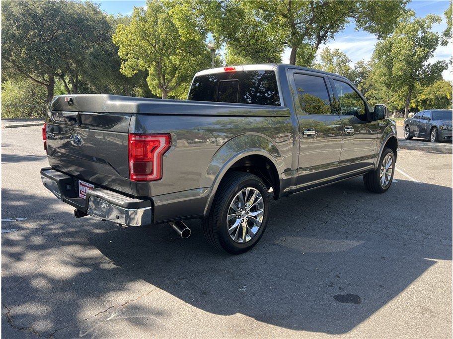 Used 2017 Ford F150 Lariat w/ Equipment Group 502A Luxury AWD/4WD image 5