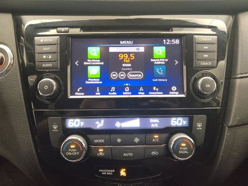Used 2020 Nissan Rogue SV w/ Sun & Sound Touring Package AWD/4WD image 25
