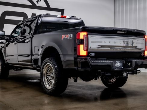 Used 2024 Ford F250 Limited w/ FX4 Off-Road Package AWD/4WD image 39