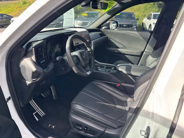 Used 2024 Lexus TX 500h AWD w/ Technology Package image 11