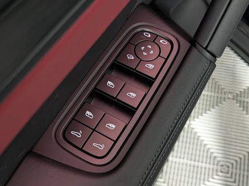 New 2026 Porsche Cayenne GTS AWD/4WD image 27