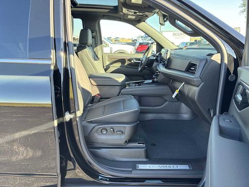 New 2026 Chevrolet Tahoe Premier w/ Sun And Tow Package image 28