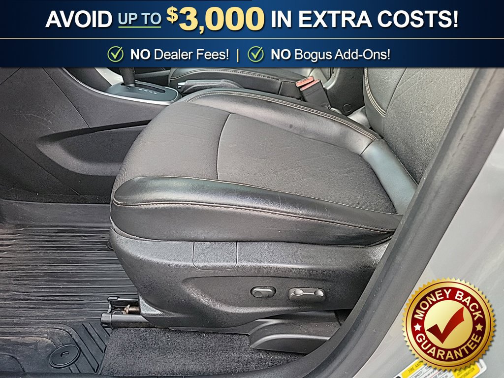 Used 2019 Chevrolet Trax LT w/ LT Convenience Package AWD/4WD image 16