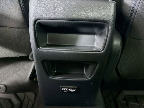 Used 2017 Nissan Sentra SR image 25