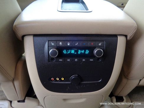 Used 2013 Chevrolet Tahoe LTZ image 22