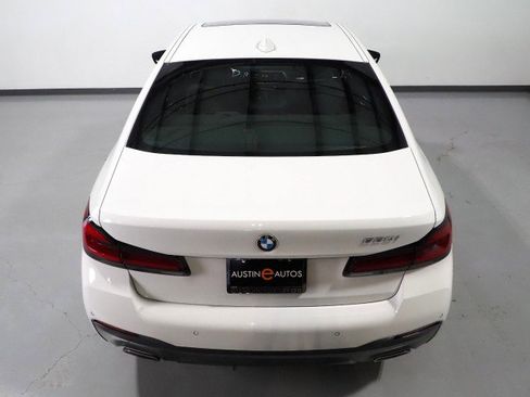 Used 2023 BMW 530i w/ M Sport Package image 7