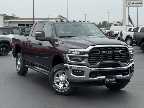 New 2026 RAM 2500 Tradesman AWD/4WD image 4