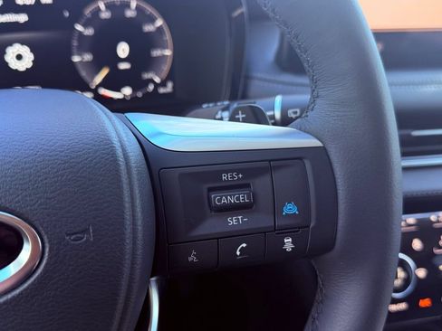 Certified 2026 INFINITI QX60 Luxe w/ Family Package image 16