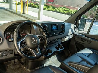 Used 2021 Mercedes-Benz Sprinter 2500 video 2