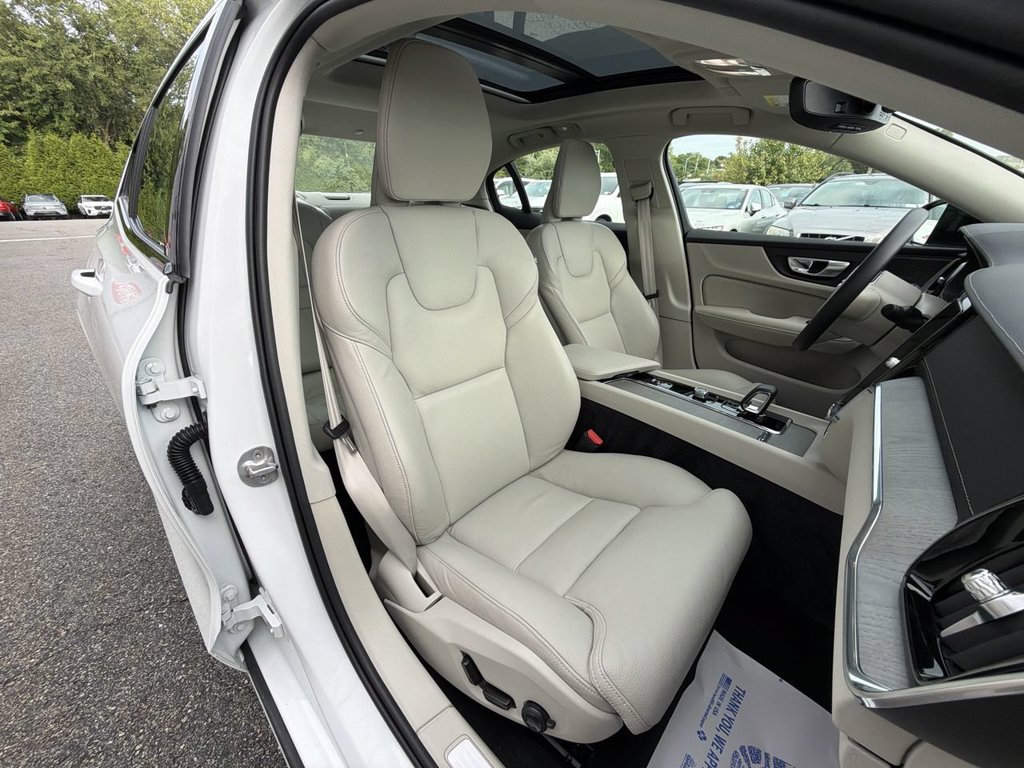 Certified 2024 Volvo S60 B5 Ultimate AWD/4WD image 25