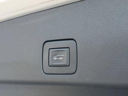 Certified 2024 Buick Encore GX Preferred AWD/4WD image 9