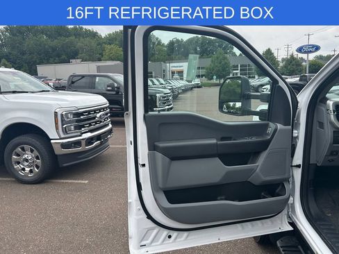 New 2026 Ford F550 2WD Regular Cab Super Duty image 10