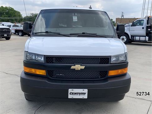 Used 2024 Chevrolet Express 3500 LS RWD image 10