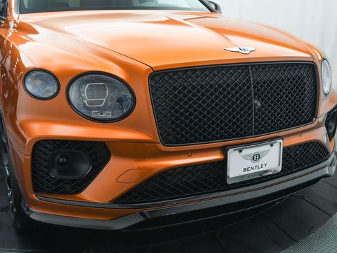 Certified 2022 Bentley Bentayga image 26