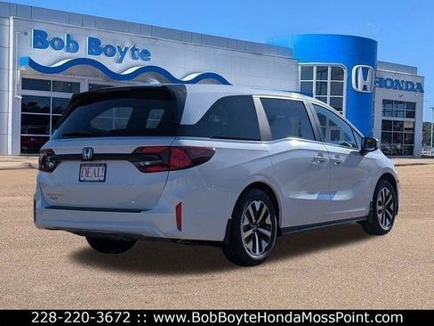 New 2026 Honda Odyssey EX-L image 5