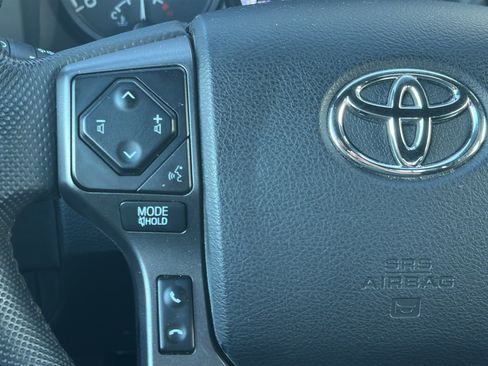 Used 2023 Toyota Tacoma TRD Off-Road w/ TRD Premium Off Road Package AWD/4WD image 11
