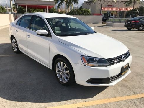 Used 2014 Volkswagen Jetta SE image 5