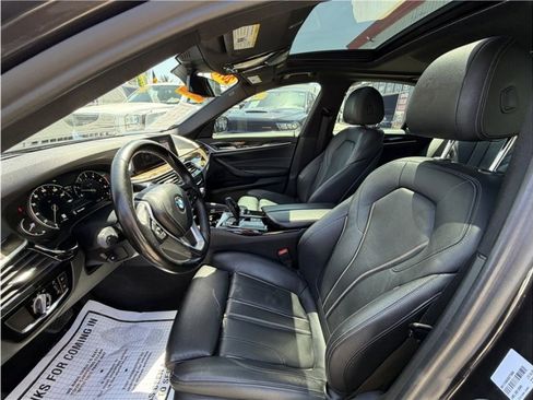 Used 2019 BMW 540i w/ Convenience Package RWD image 17