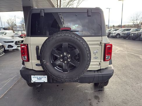 New 2025 Ford Bronco Big Bend w/ Black Diamond Package image 5