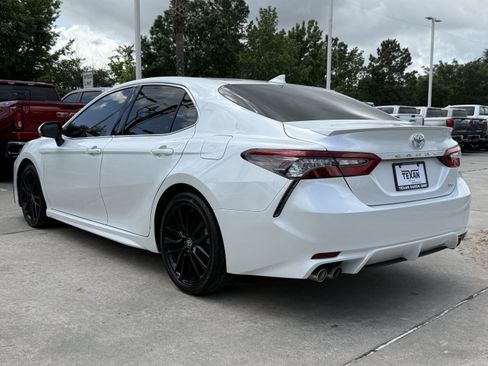 Used 2021 Toyota Camry XSE FWD image 7