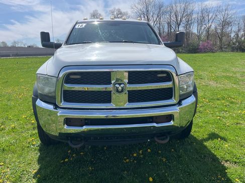 Used 2016 RAM 4500 Tradesman w/ Chrome Appearance Group AWD/4WD image 7