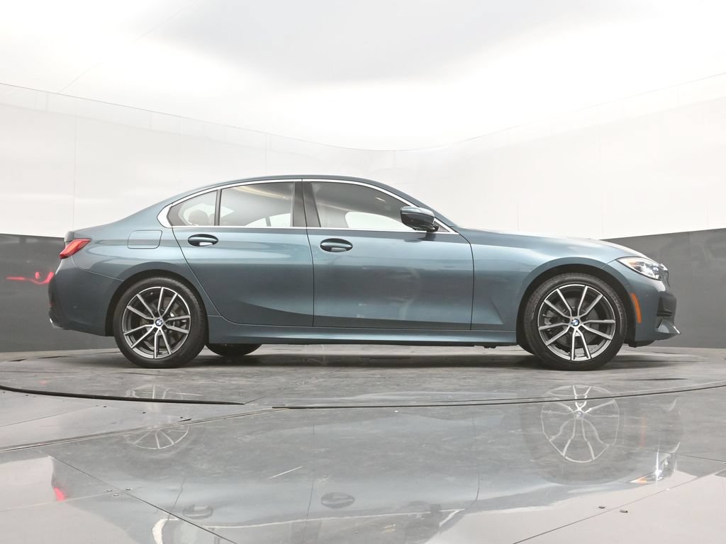 Used 2021 BMW 330i Sedan w/ Premium Package RWD image 47