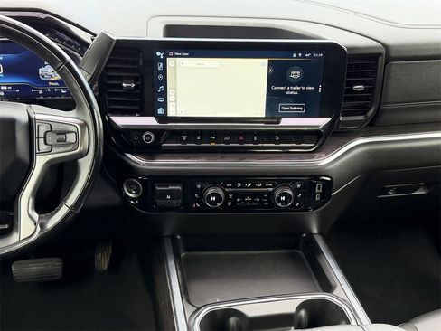 Certified 2024 Chevrolet Silverado 2500 LTZ w/ LTZ Convenience Package image 18