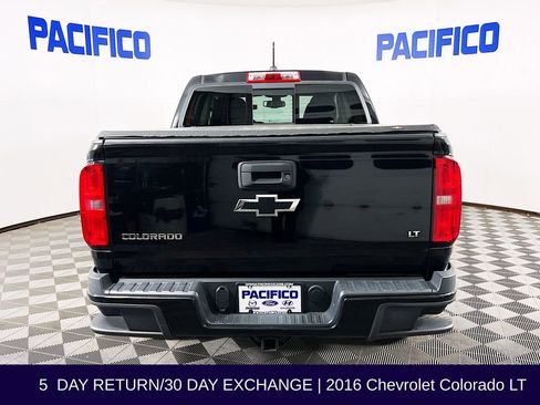 Used 2016 Chevrolet Colorado LT w/ Midnight Edition AWD/4WD image 7
