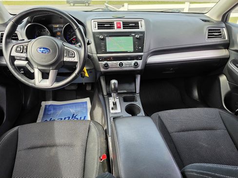 Used 2016 Subaru Outback 2.5i Premium image 9