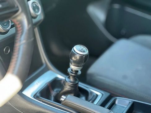 Used 2017 Subaru WRX Base image 11