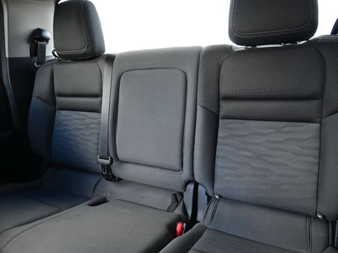 Used 2023 Nissan Frontier SV w/ Technology Package image 27