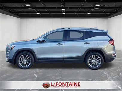 Used 2024 GMC Terrain SLT