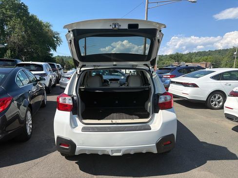 Used 2015 Subaru Crosstrek 2.0i Premium AWD/4WD image 10