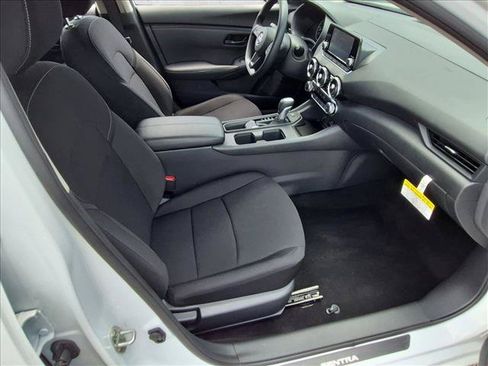 Certified 2025 Nissan Sentra S FWD image 19