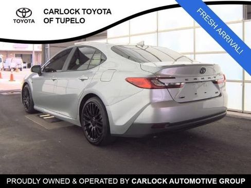 Used 2025 Toyota Camry LE FWD image 5