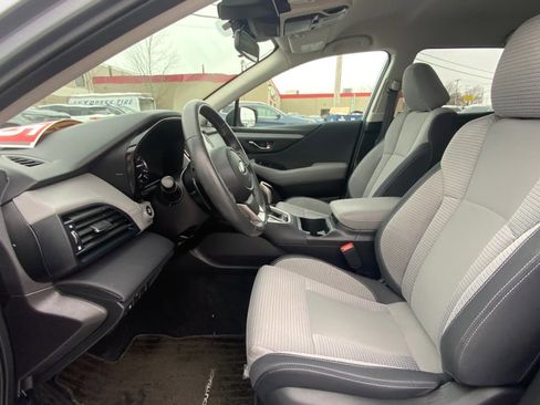 Used 2023 Subaru Outback Premium image 10