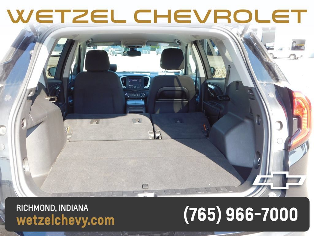 Used 2022 GMC Terrain SLE w/ Driver Convenience Package AWD/4WD image 23
