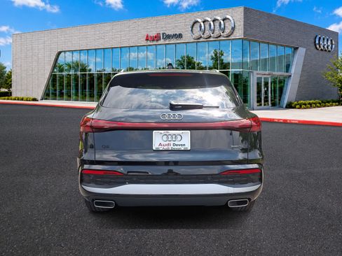 Certified 2025 Audi Q5 Premium w/ Premium Plus AWD/4WD image 5