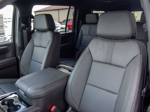 New 2026 Chevrolet Suburban RST AWD/4WD image 23