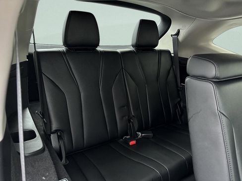 Used 2022 Acura MDX w/ Advance Package image 30