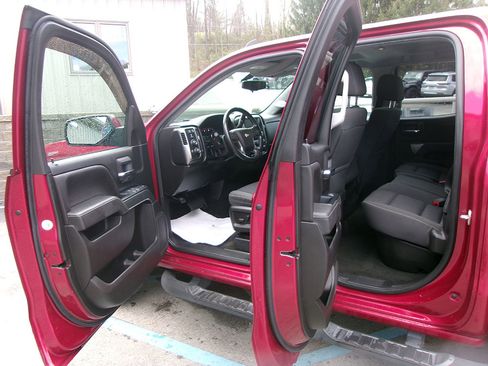 Used 2018 Chevrolet Silverado 1500 LT w/ All Star Edition image 13