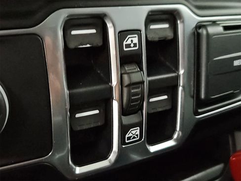 Used 2020 Jeep Wrangler Unlimited Sport S image 18