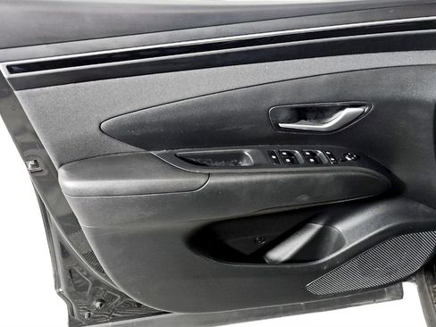 Used 2024 Hyundai Tucson SEL w/ Convenience Package image 9