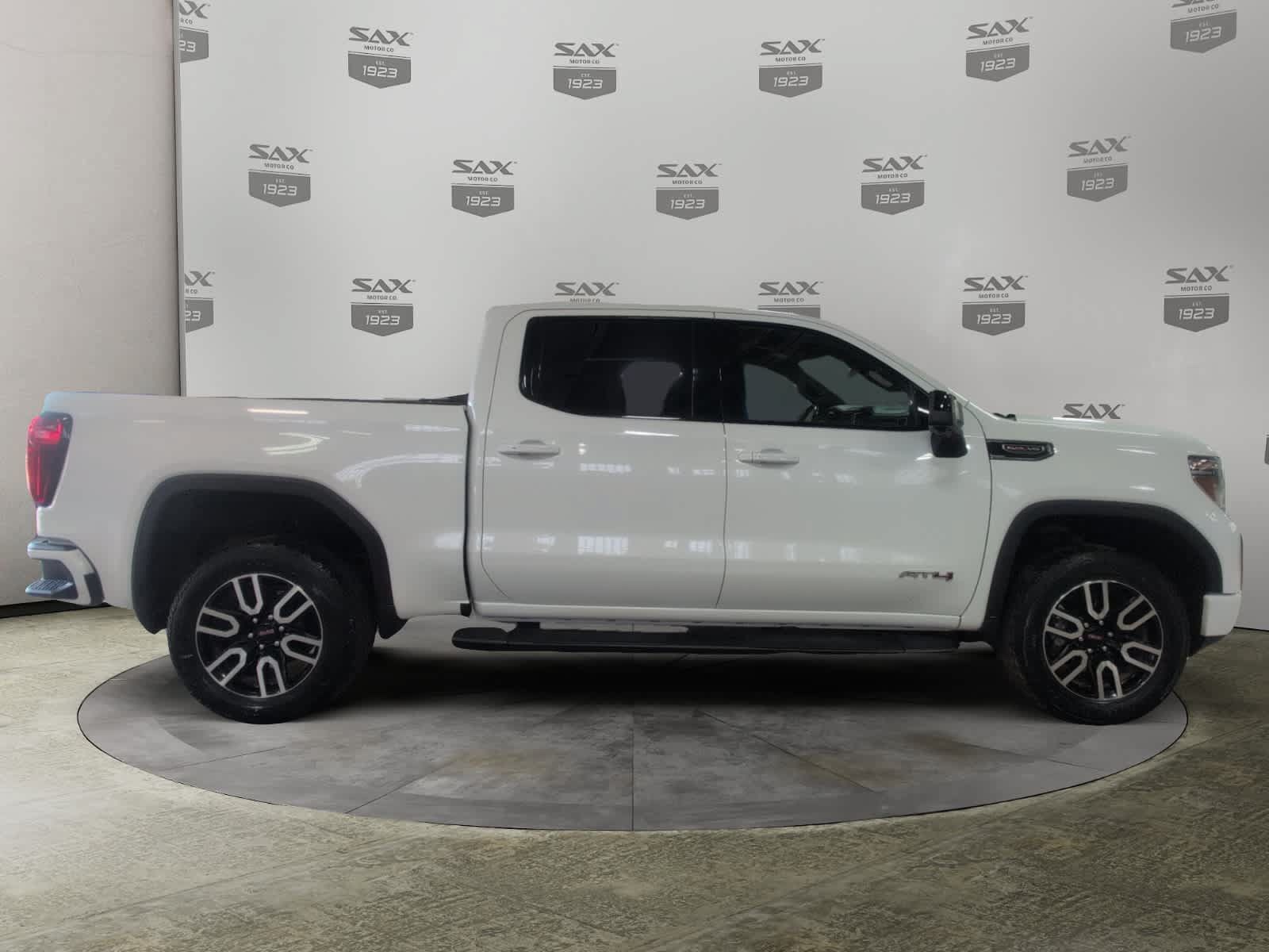 Used 2020 GMC Sierra 1500 AT4 w/ AT4 Premium Package AWD/4WD image 6