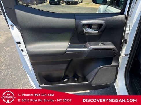 Used 2019 Toyota Tacoma TRD Sport RWD image 26
