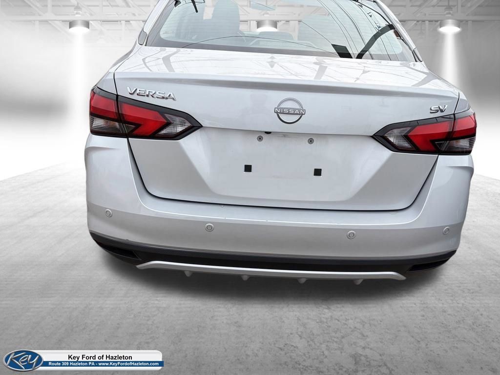 Used 2024 Nissan Versa SV FWD image 8