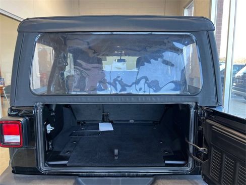 Used 2023 Jeep Wrangler Sport image 8