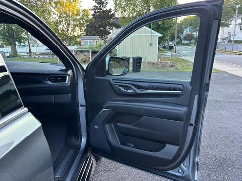 Used 2021 GMC Yukon Denali image 25